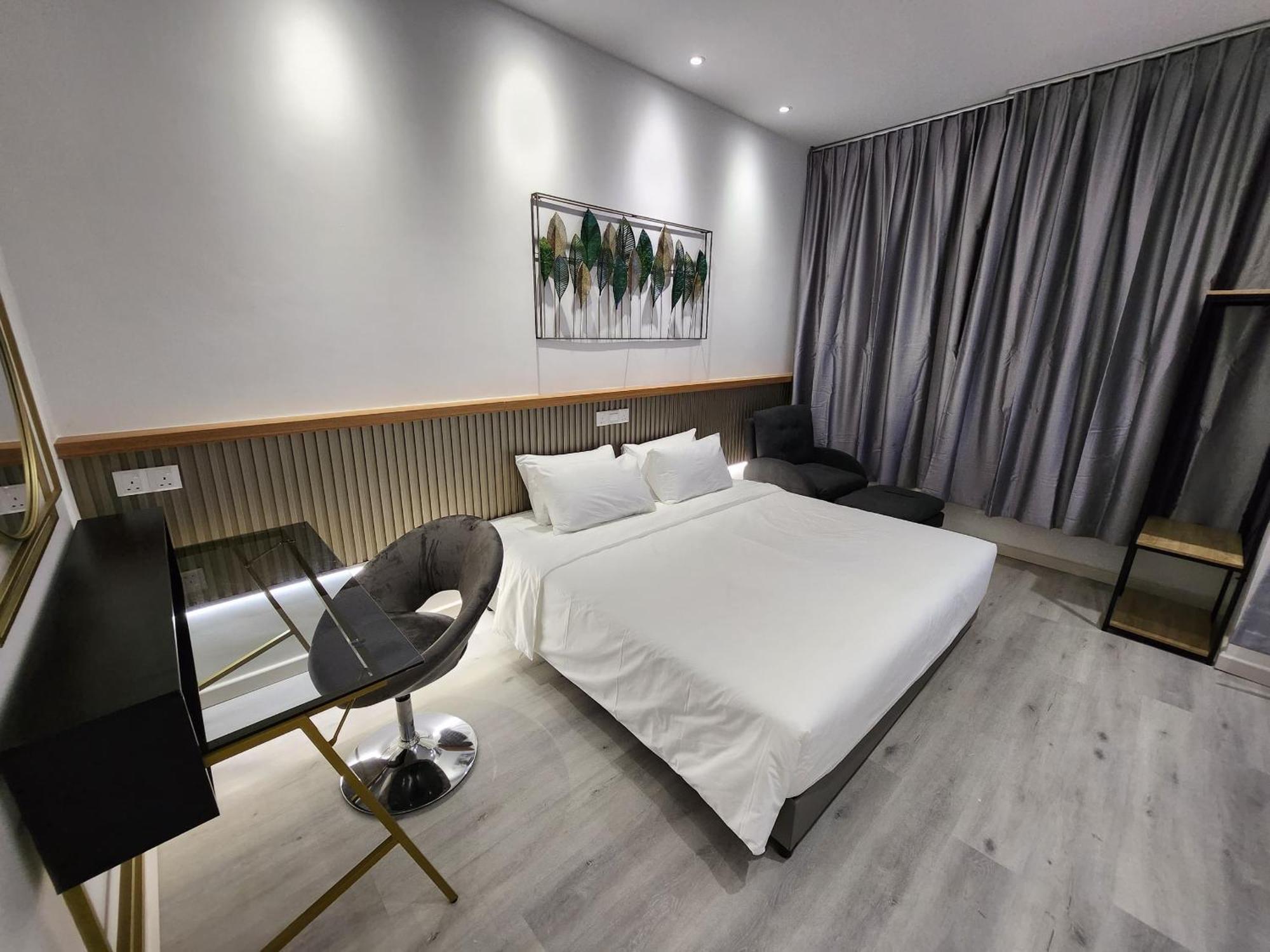 One Point Hotel Kuching Esterno foto