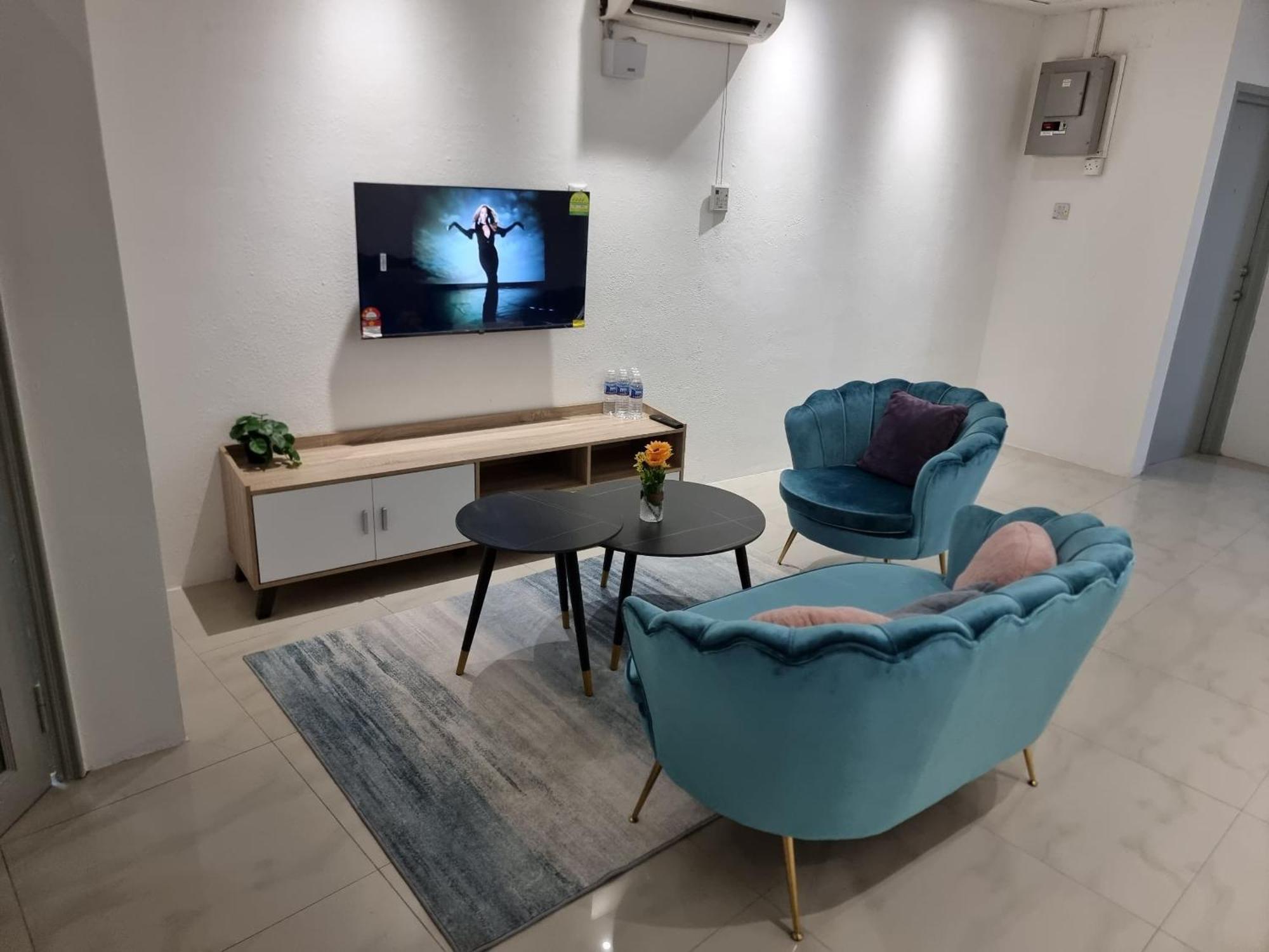 One Point Hotel Kuching Esterno foto