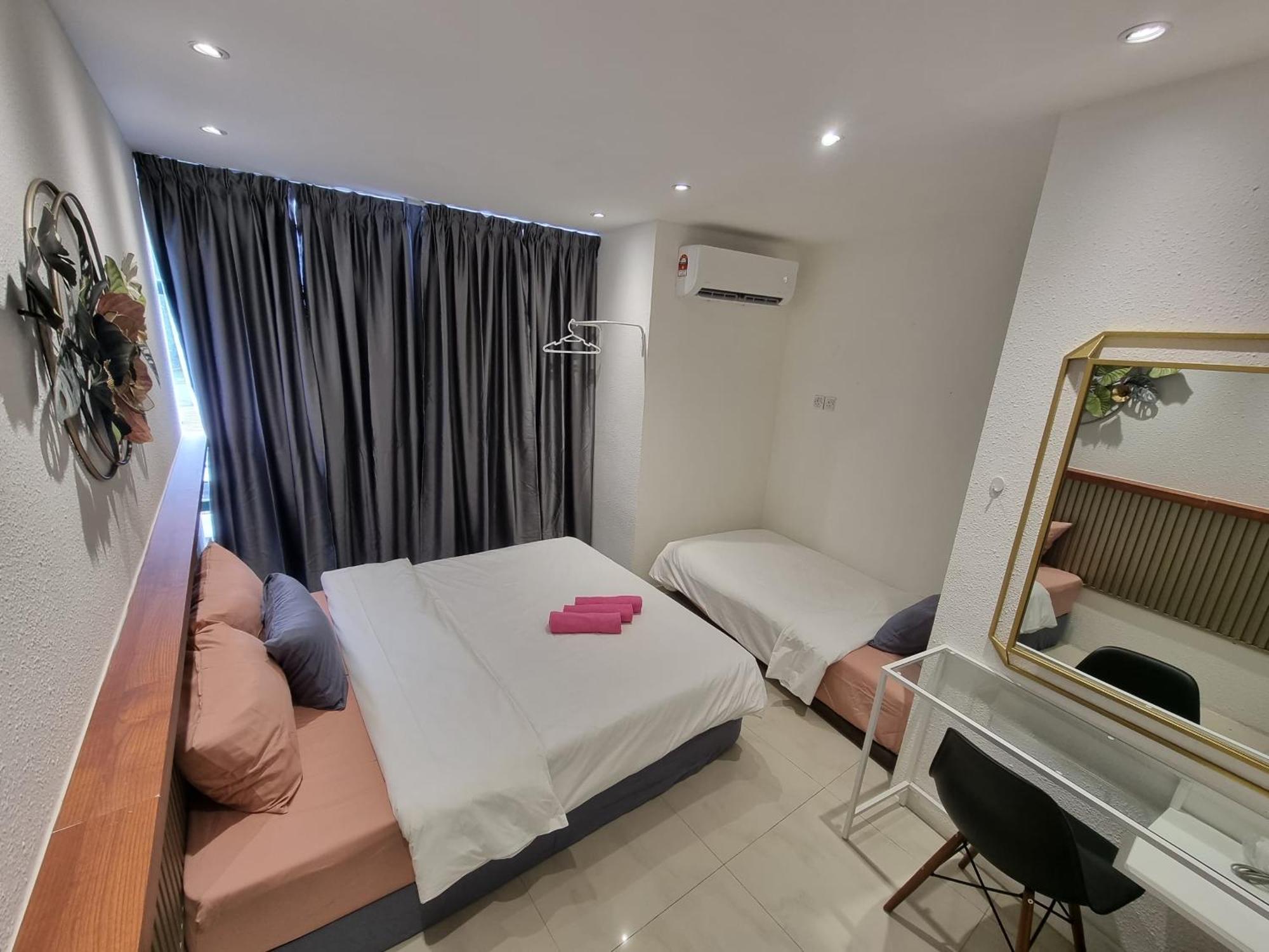 One Point Hotel Kuching Esterno foto