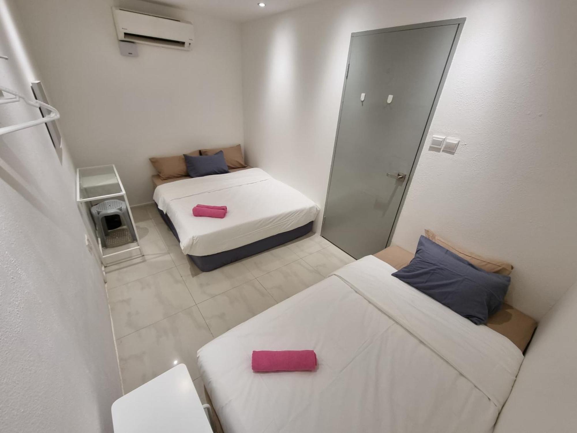 One Point Hotel Kuching Esterno foto