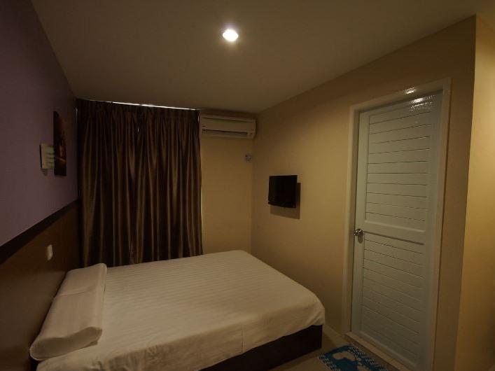 One Point Hotel Kuching Esterno foto