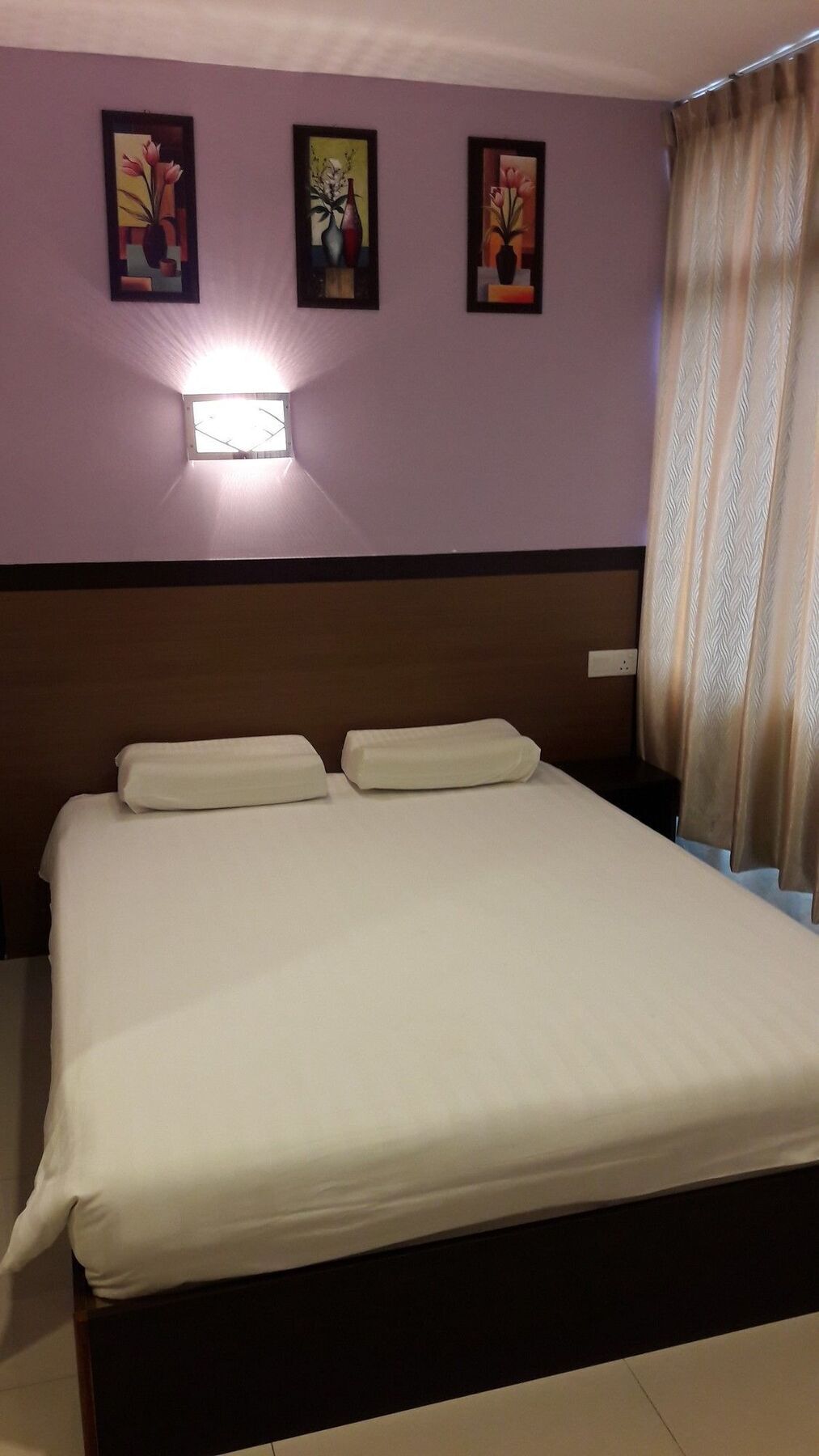 One Point Hotel Kuching Esterno foto